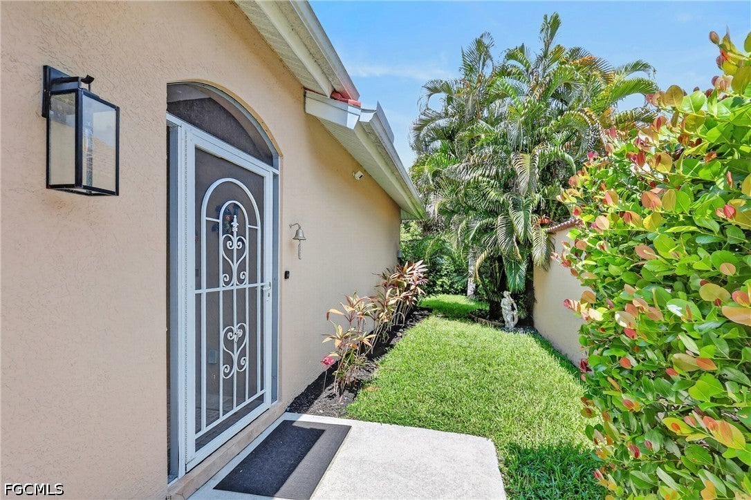 11180 La Coruna Lane