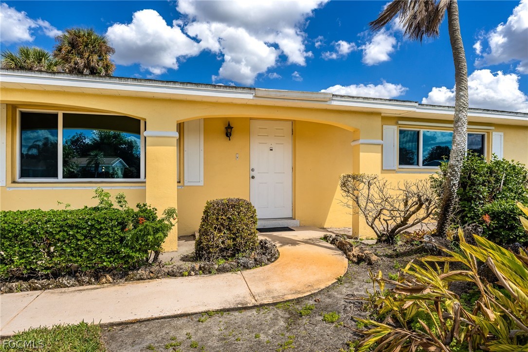 213 Richmond Avenue S