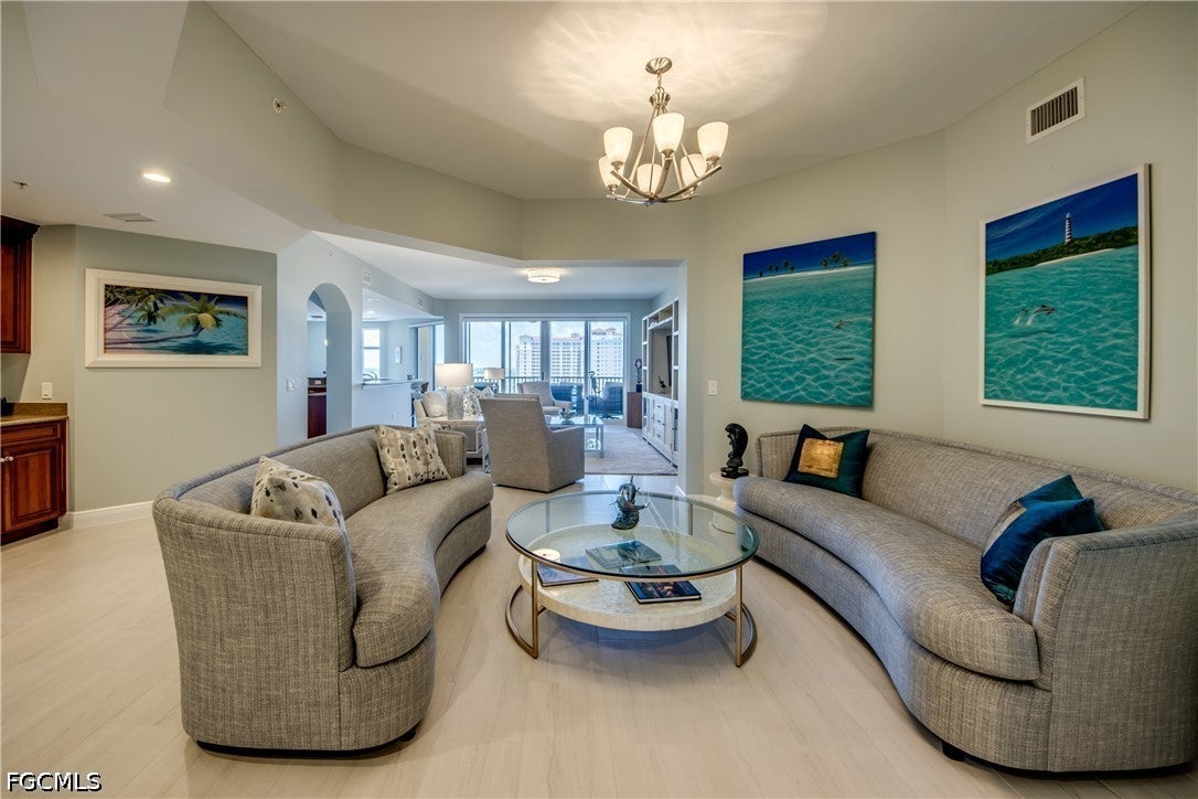 6081 Silver King Boulevard 1002