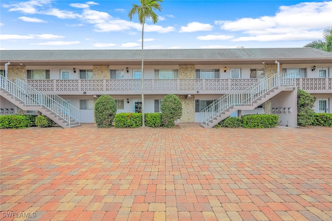 1686 Blue Point Avenue B9