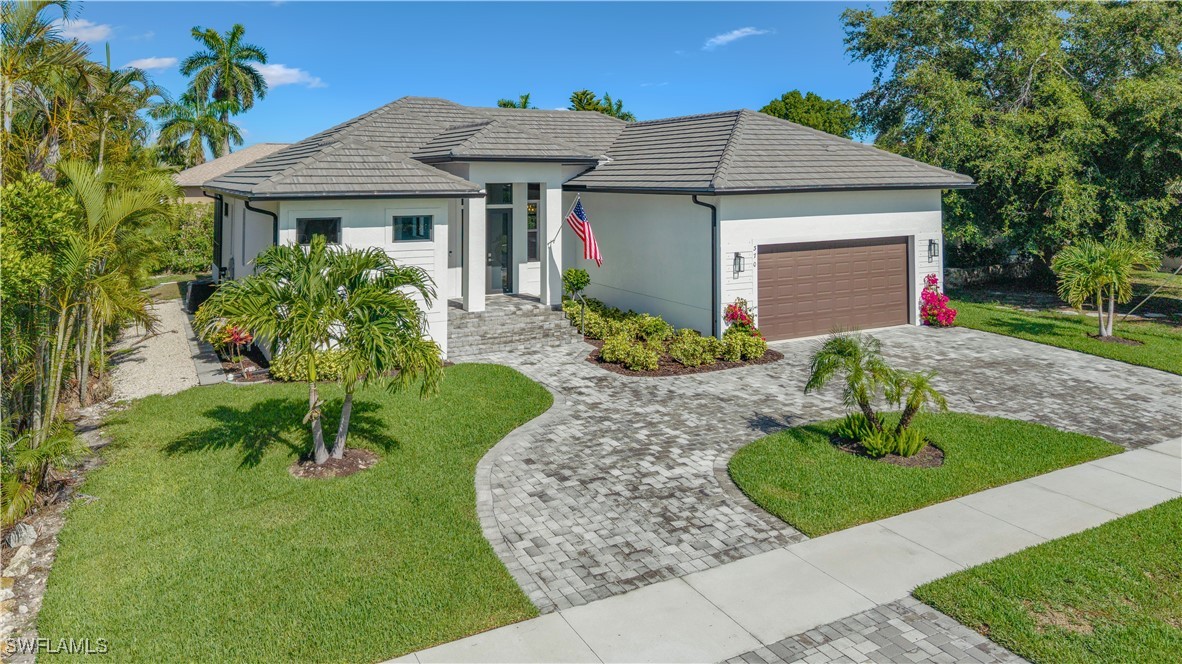 370 Regatta Street