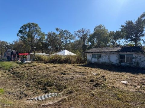 18226 Palm Beach Boulevard Alva FL 33920