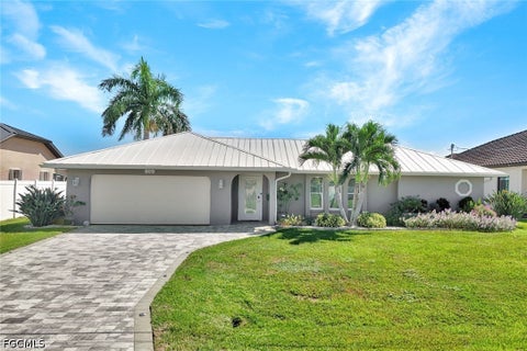 Photo of 809 SW 2nd Avenue, Cape Coral, FL 33991 (MLS # 2026036725)