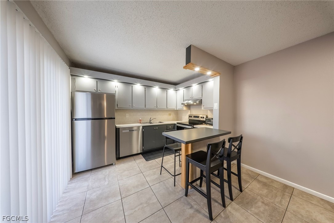 1570 Park Meadows Drive 1