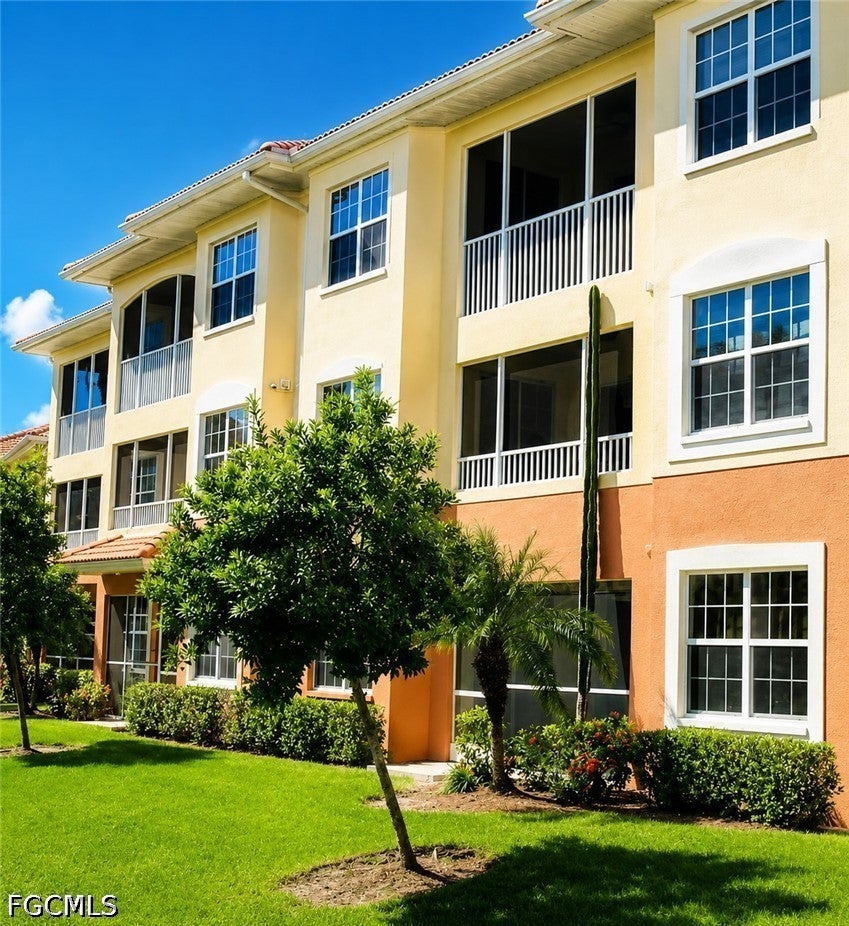 1141 Van Loon Commons Circle 301