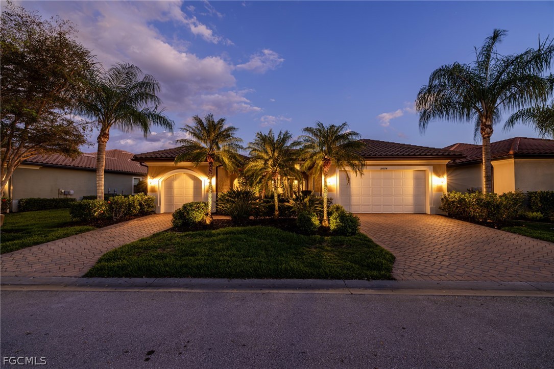 10024 Avalon Lake Circle