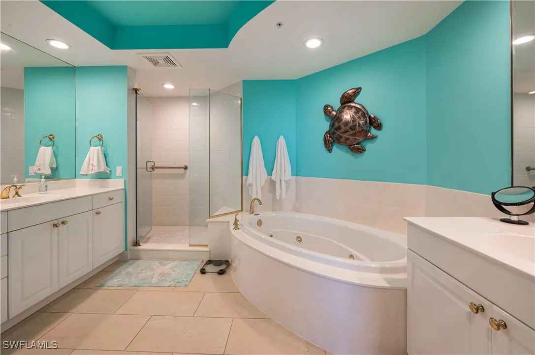 Naples, Florida, 34110, United States, 3 Bedrooms Bedrooms, ,4 BathroomsBathrooms,Residential,Active,1964678