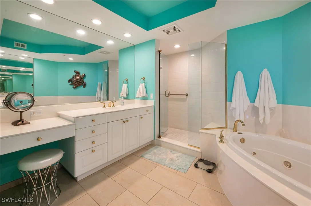 Naples, Florida, 34110, United States, 3 Bedrooms Bedrooms, ,4 BathroomsBathrooms,Residential,Active,1964678