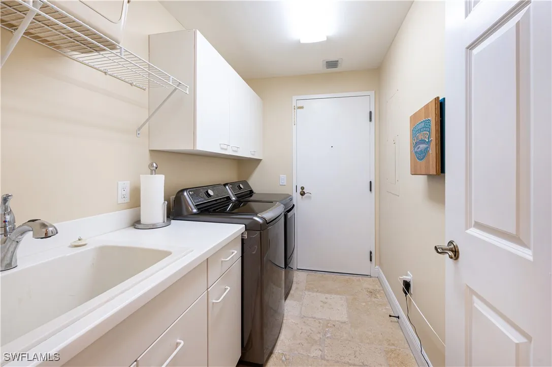 Naples, Florida, 34110, United States, 3 Bedrooms Bedrooms, ,4 BathroomsBathrooms,Residential,Active,1964678