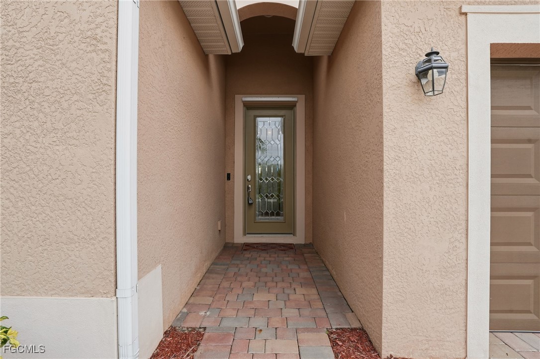 4025 E Hampton Circle