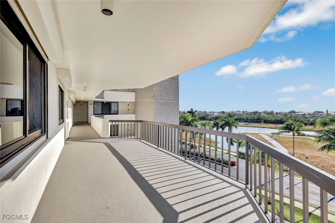 4203 Bay Beach Lane 5E