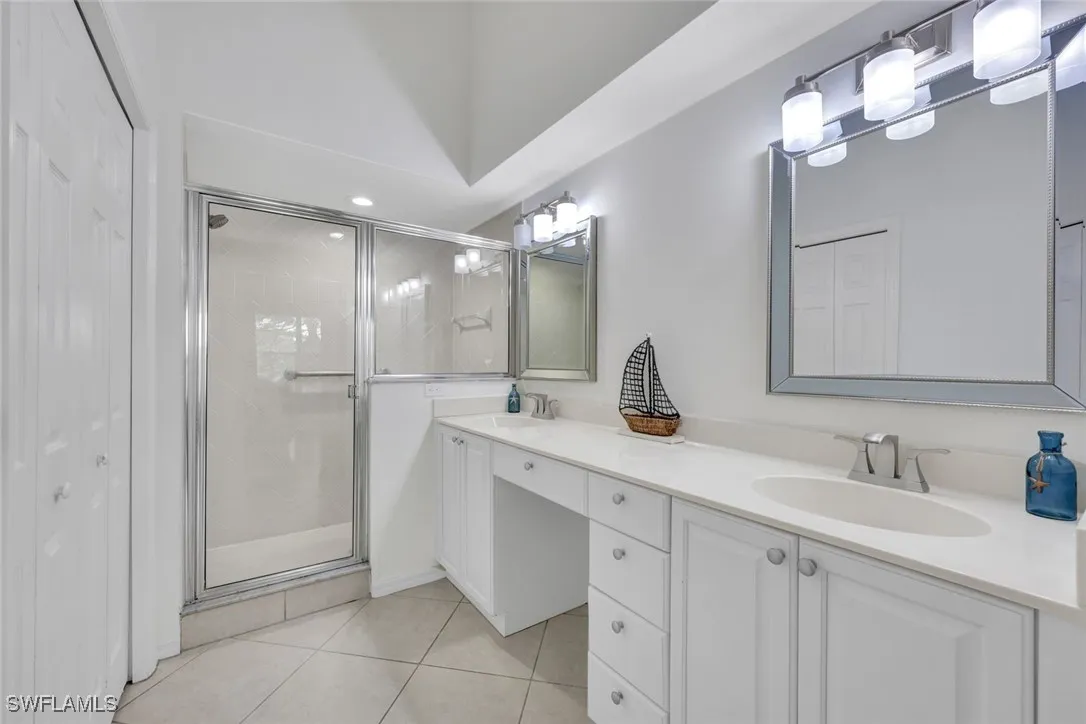 Naples, Florida 34110, United States, 3 Bedrooms Bedrooms, ,2 BathroomsBathrooms,Residential,Active,255276