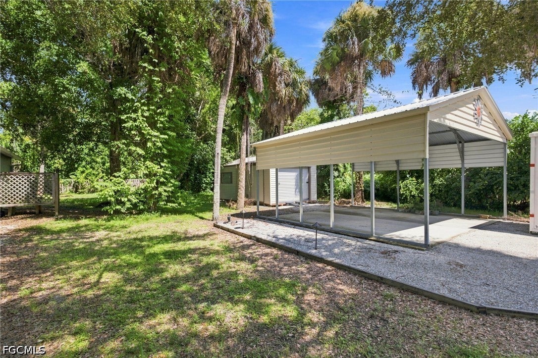 215 Granada Boulevard