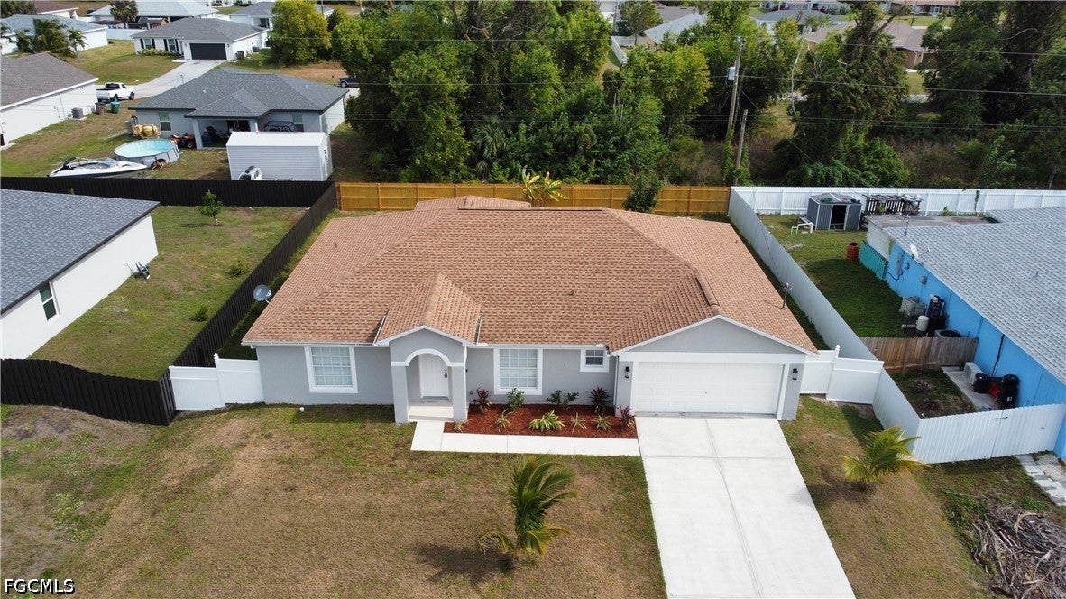 3025 NE 6th Place