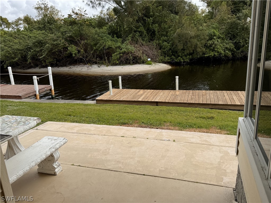 350 Shoreland Drive