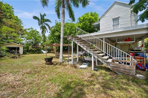 Tiny photo for 12430 McGregor Boulevard, Fort Myers, FL 33919 (MLS # 2025004758)