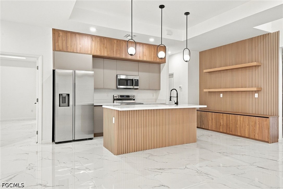 5231 6TH Street W