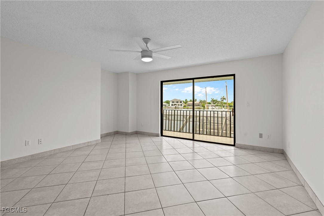 1706 sandy Circle