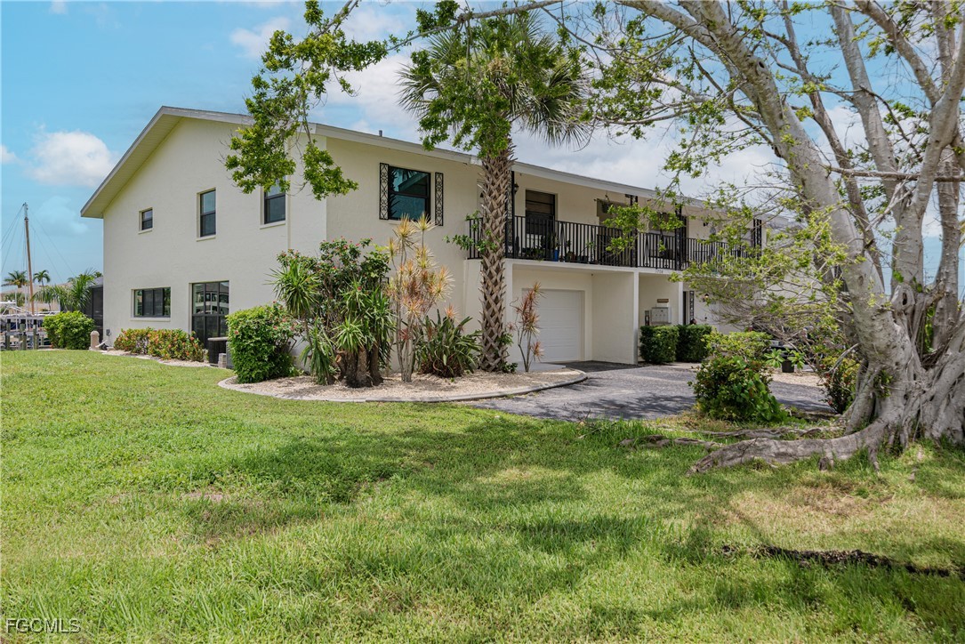 1706 sandy Circle