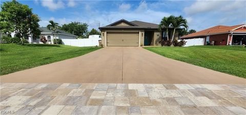 706 SW 9th Court Cape Coral FL 33991