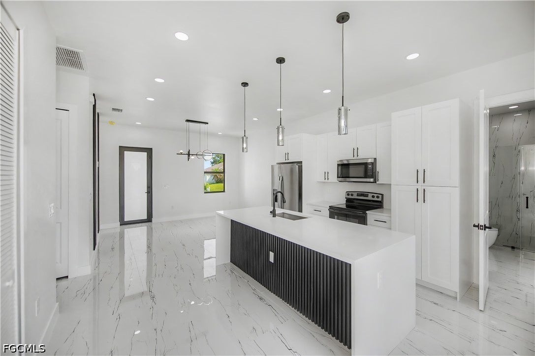 3123 69th Street W