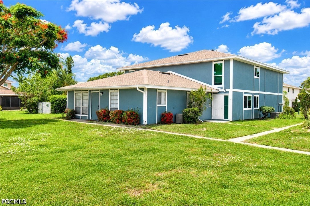 5837 Queen Elizabeth Way 3