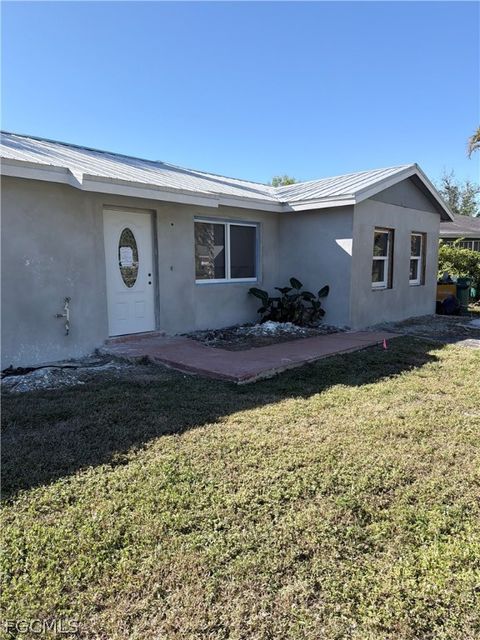 3000 Poinciana Drive Naples FL 34105