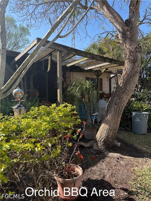Tiny photo for 613 Sabal Avenue, Clewiston, FL 33440 (MLS # 2026039456)