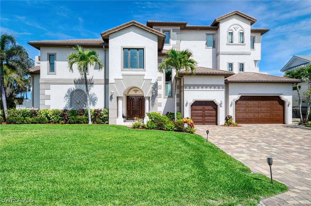 26 Dolphin Circle