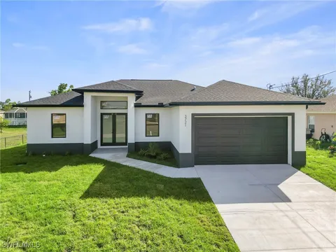 3721 12th Street W, Lehigh Acres, FL 33971 - MLS#: 224101233