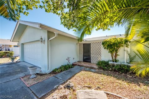 846 Xavier Avenue N Fort Myers FL 33919