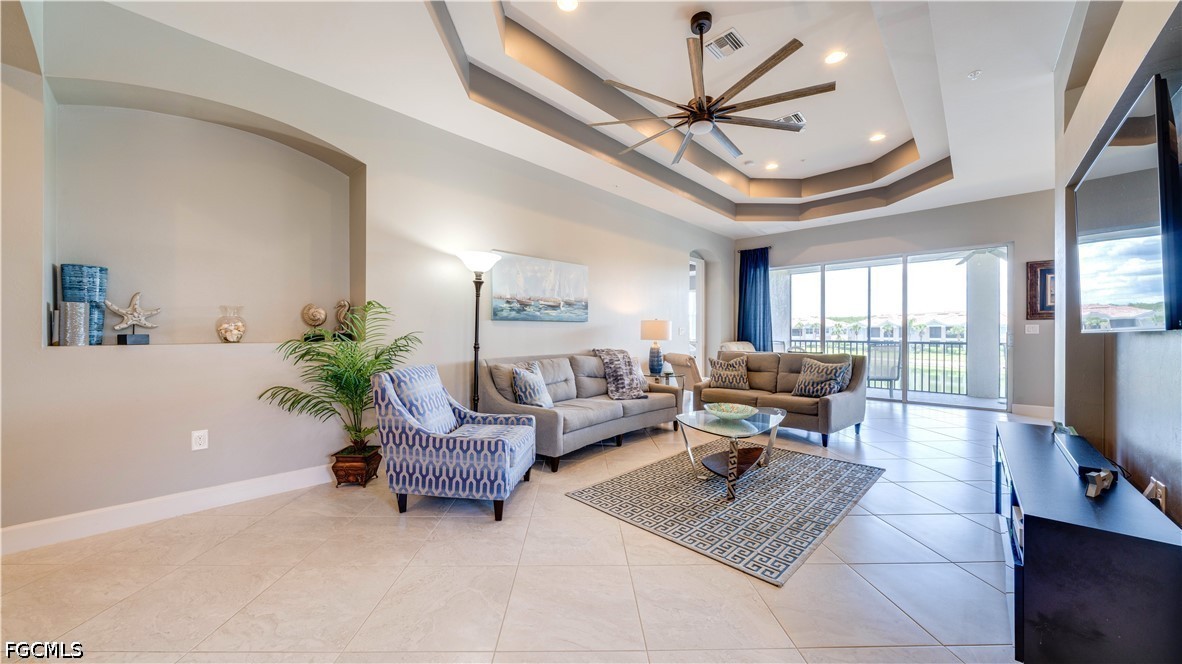10230 Glastonbury Circle 202