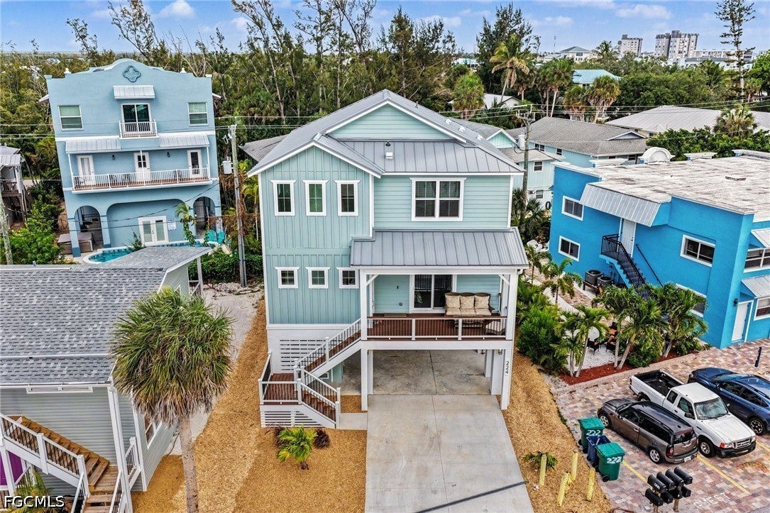 224 Fairweather Lane