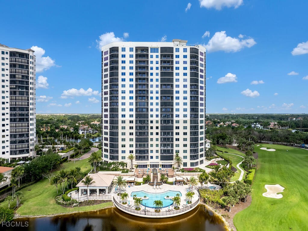 4800 Pelican Colony Boulevard 304