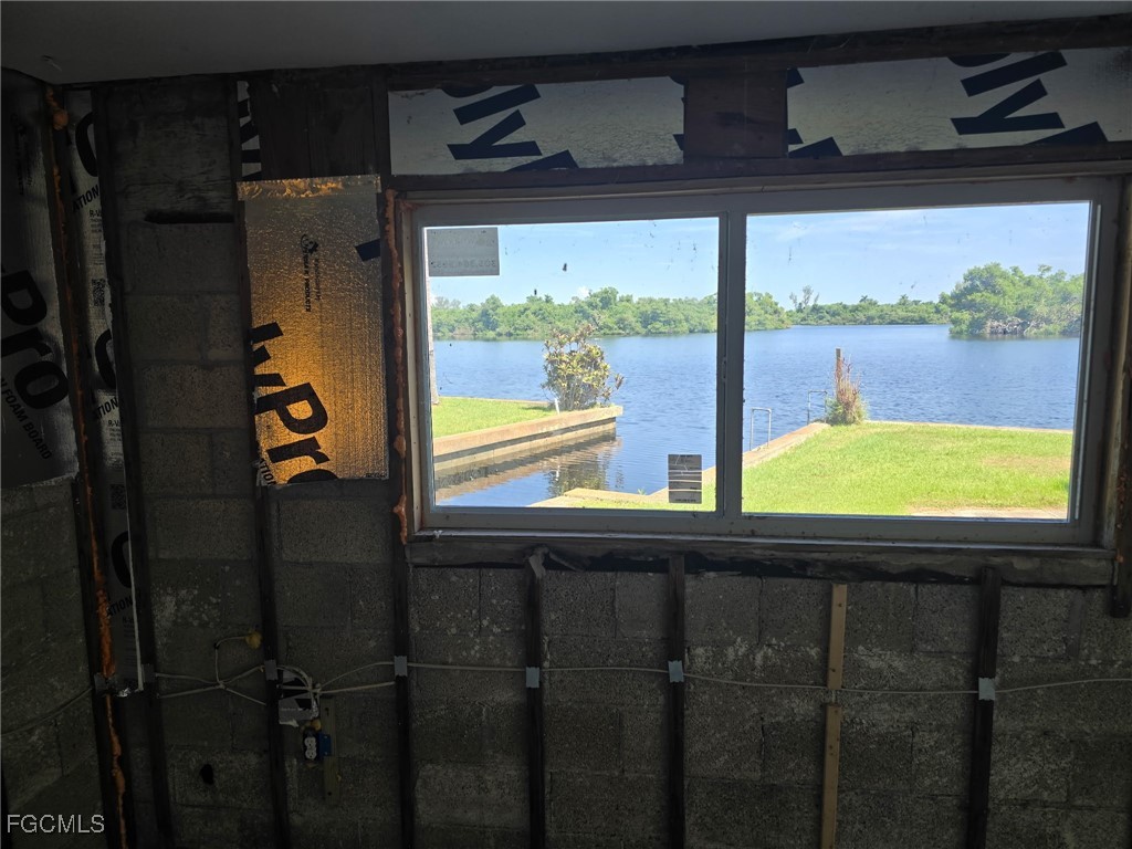 4919 E Riverside Drive