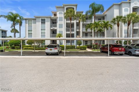 10460 Washingtonia Palm Way 1313 Fort Myers FL 33966