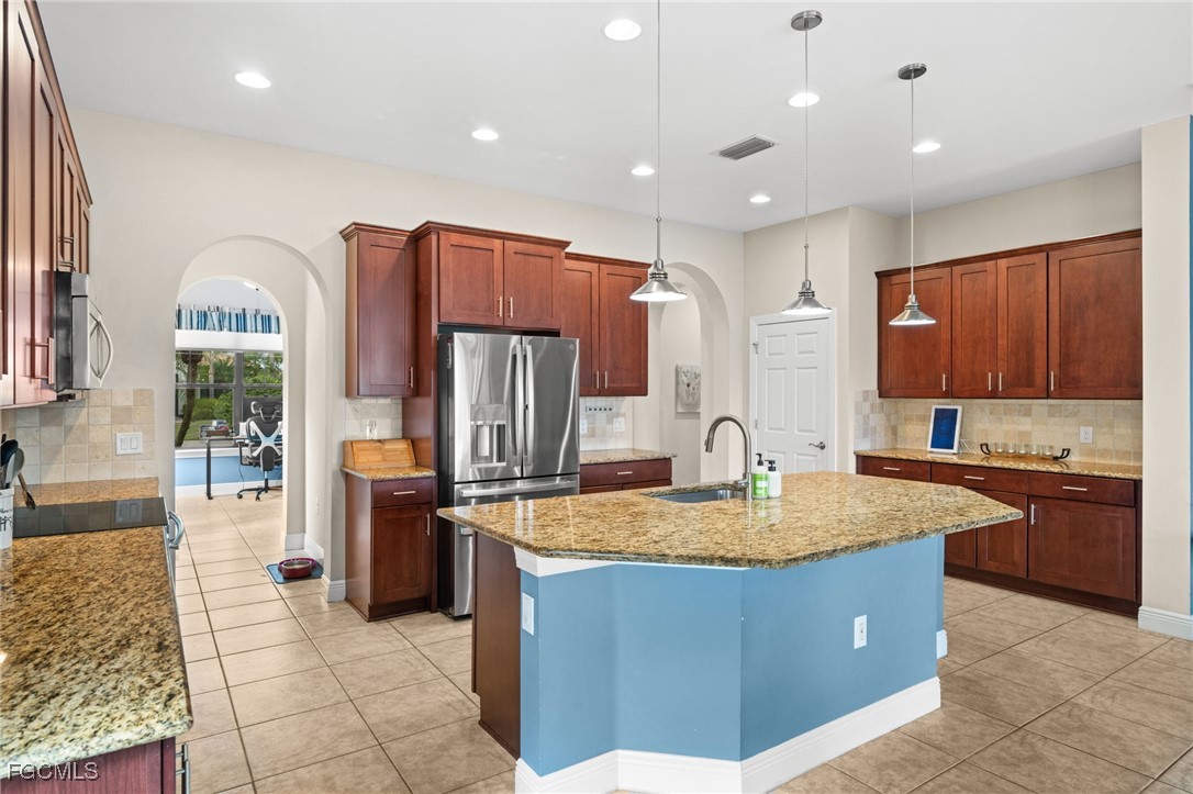 10275 Ashbrook Court