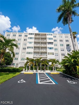 1900 CLIFFORD ST APT 503, FORT MYERS, FL 33901 - Image f1bdd4d51cbfb2dfcf224e23a6a2bebe/3437734480