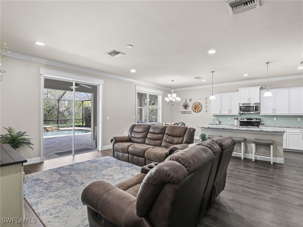 21112 Bella Terra Boulevard
