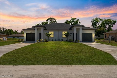 5205/5207 26th Street SW Lehigh Acres FL 33973