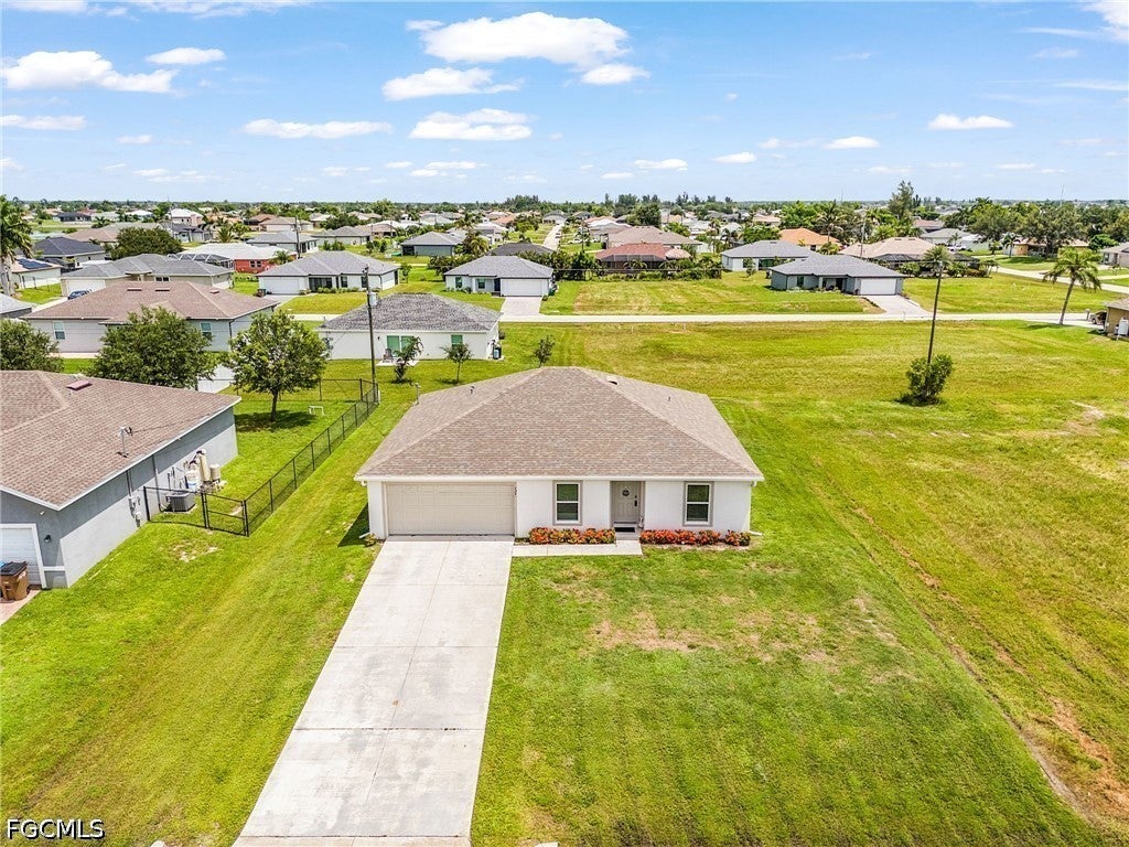 127 NW 10th Terrace
