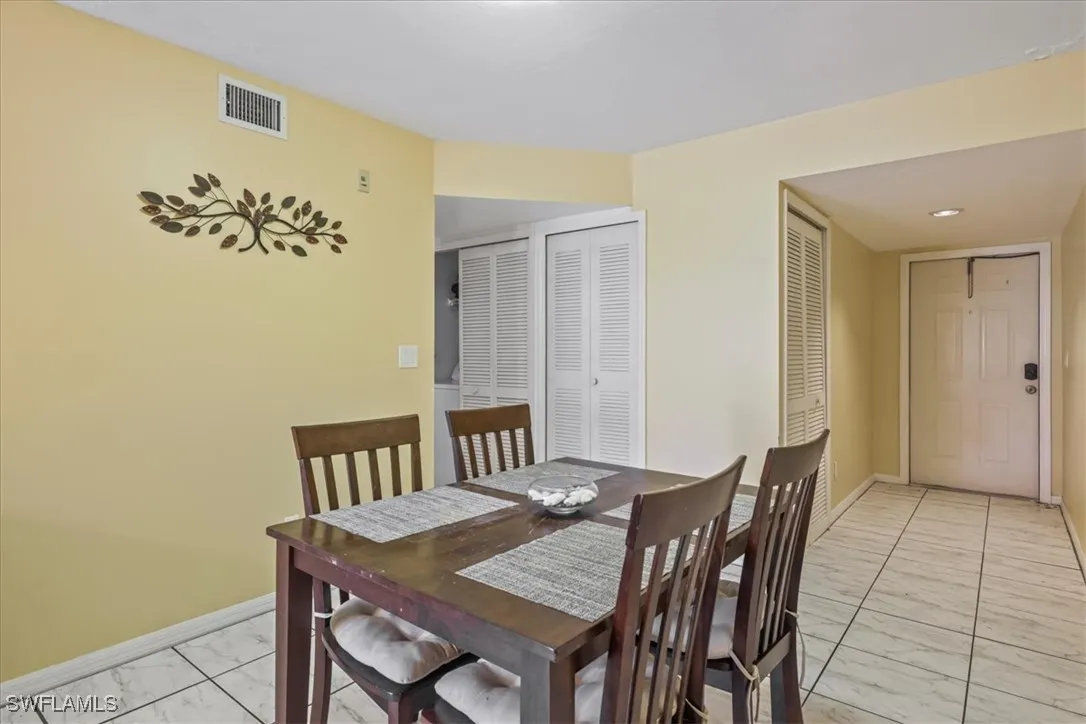Fort Myers, Florida 33919, United States, 2 Bedrooms Bedrooms, ,2 BathroomsBathrooms,Residential,Active,137958