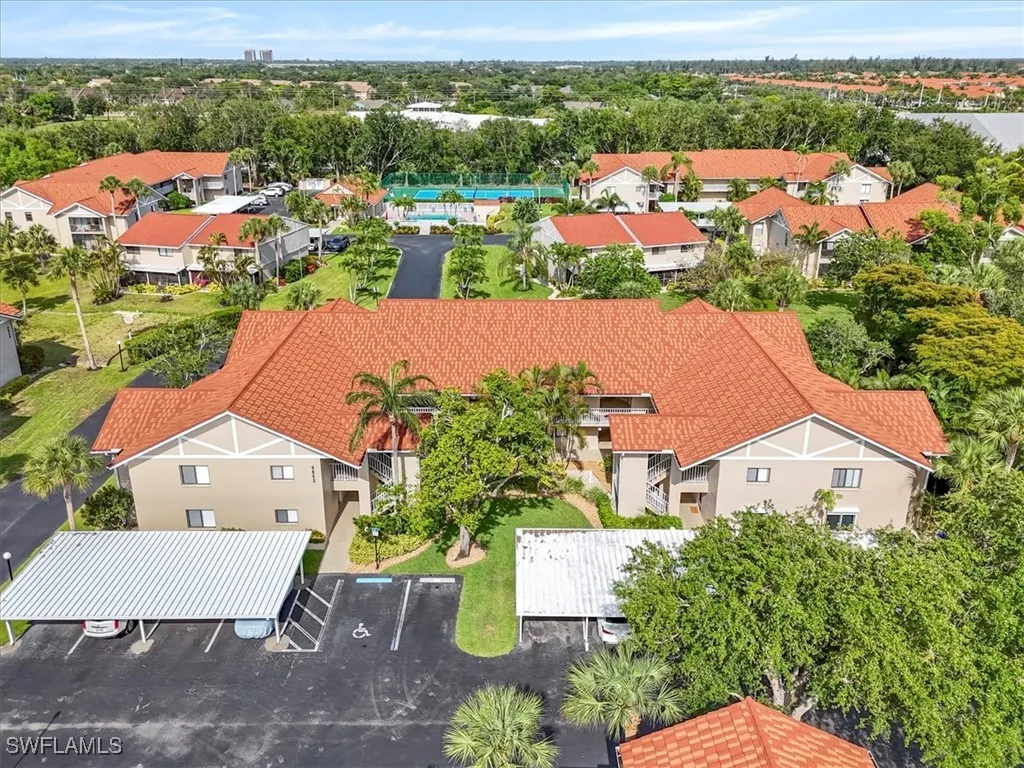 Fort Myers, Florida 33919, United States, 2 Bedrooms Bedrooms, ,2 BathroomsBathrooms,Residential,Active,137958