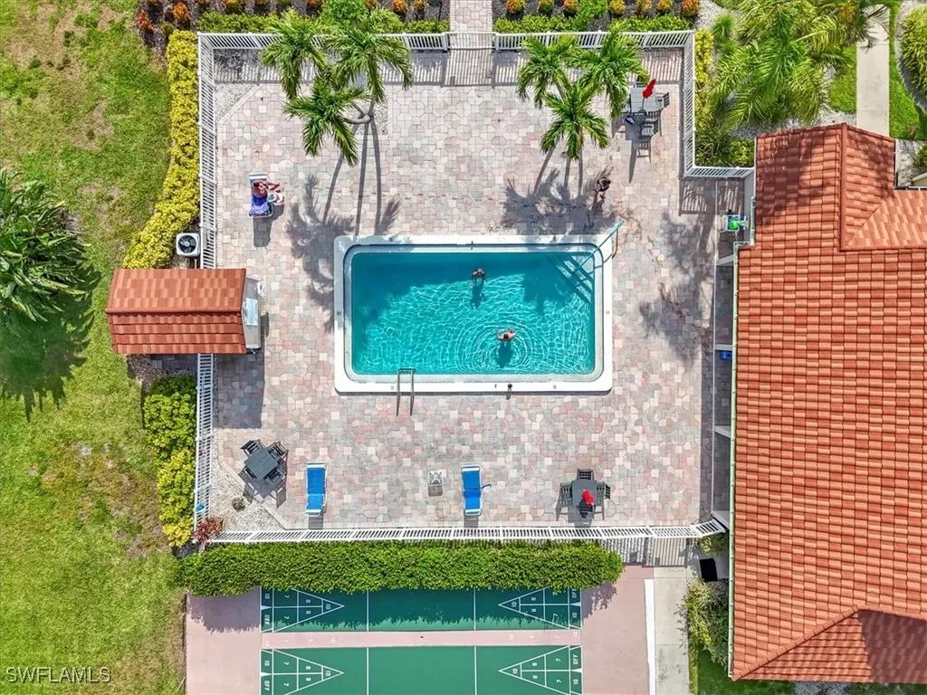 Fort Myers, Florida 33919, United States, 2 Bedrooms Bedrooms, ,2 BathroomsBathrooms,Residential,Active,137958