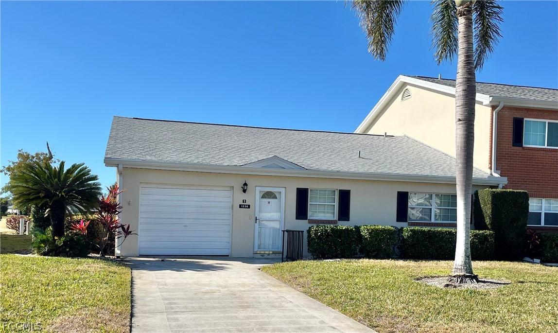 1236 Myerlee Country Club Boulevard 1