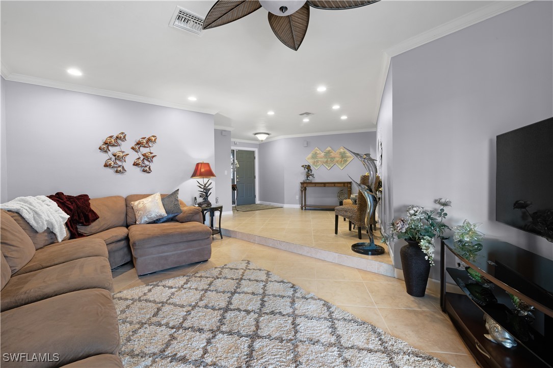 2130 SE 10th Terrace