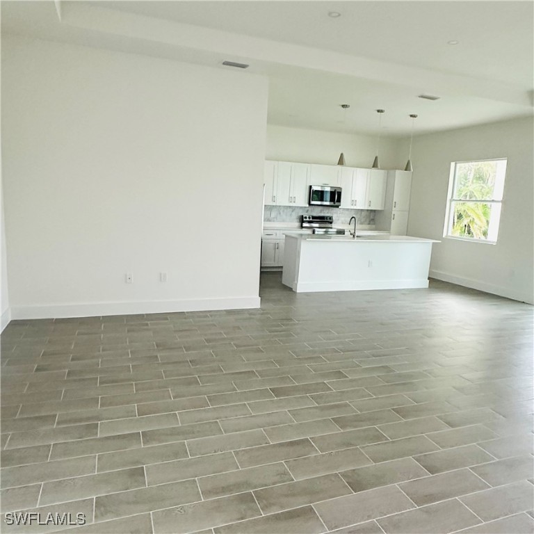 412 SW 28th Avenue