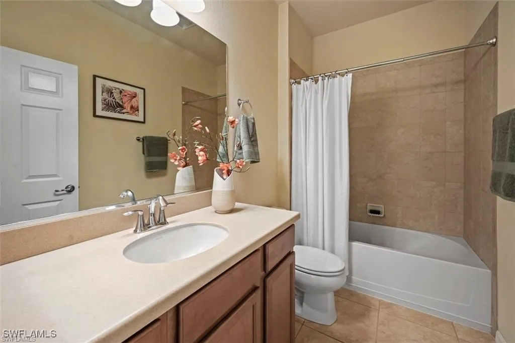 Estero, Florida 33928, United States, 2 Bedrooms Bedrooms, ,2 BathroomsBathrooms,Residential,Active,255191