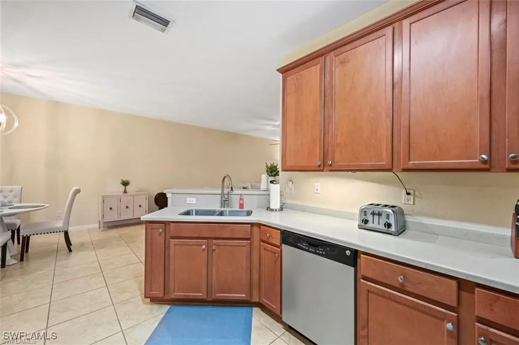 Estero, Florida 33928, United States, 2 Bedrooms Bedrooms, ,2 BathroomsBathrooms,Residential,Active,255191
