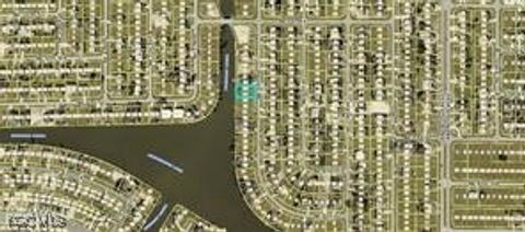 840 NE 6th Avenue Cape Coral FL 33909